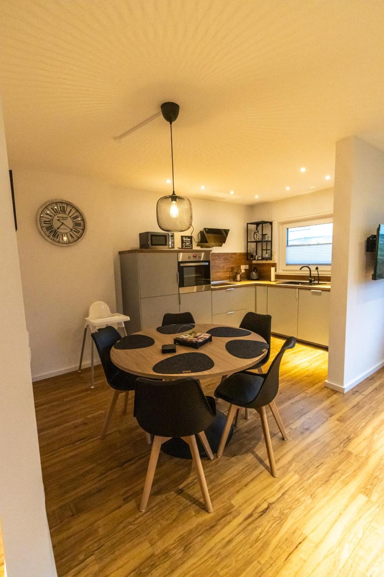 Suedschleife Appartements - Wlan - Direkt Am Ring Reimerath Exterior foto